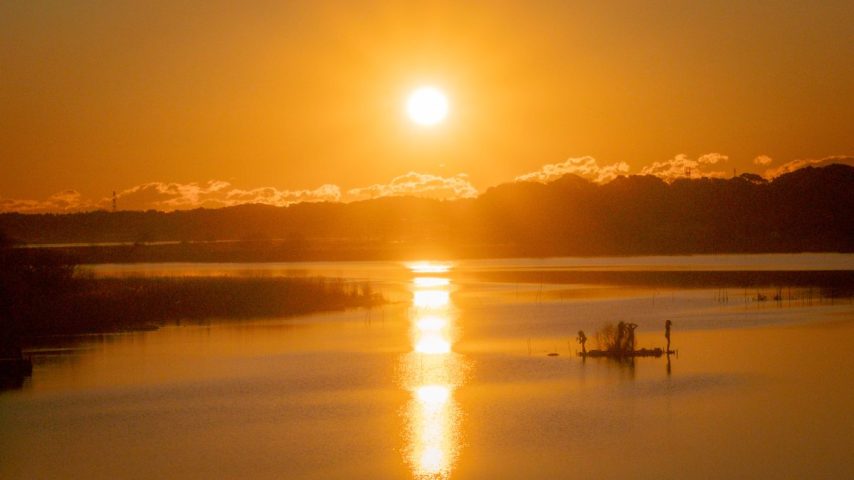 【柏市】ジモト風景 〜東と西、冬の朝に見た「ふたつの空」。手賀沼サンライズ編〜