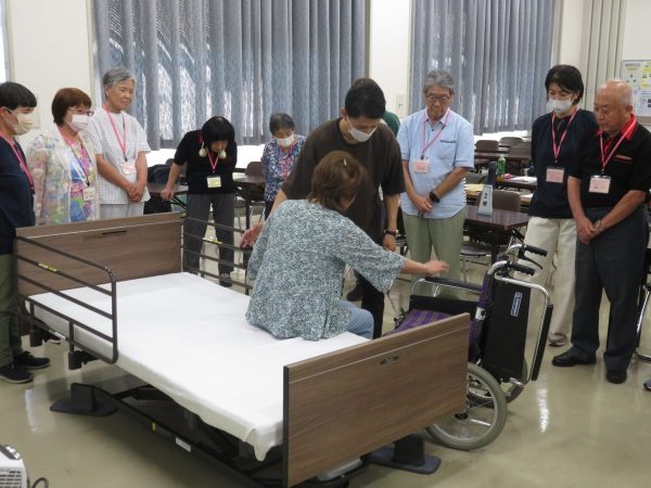 介護を学ぶ授業