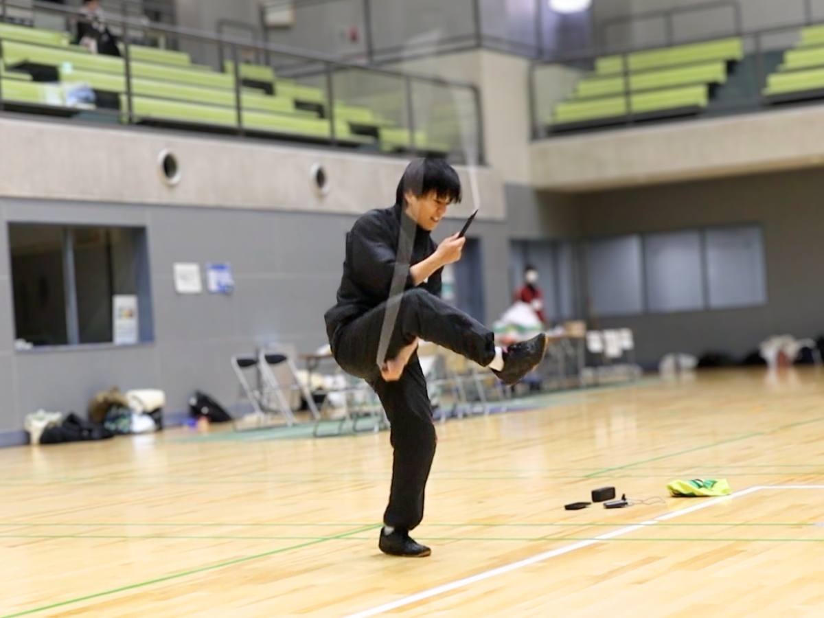 無駄のないロープさばき。まさに世界レベルの技術。