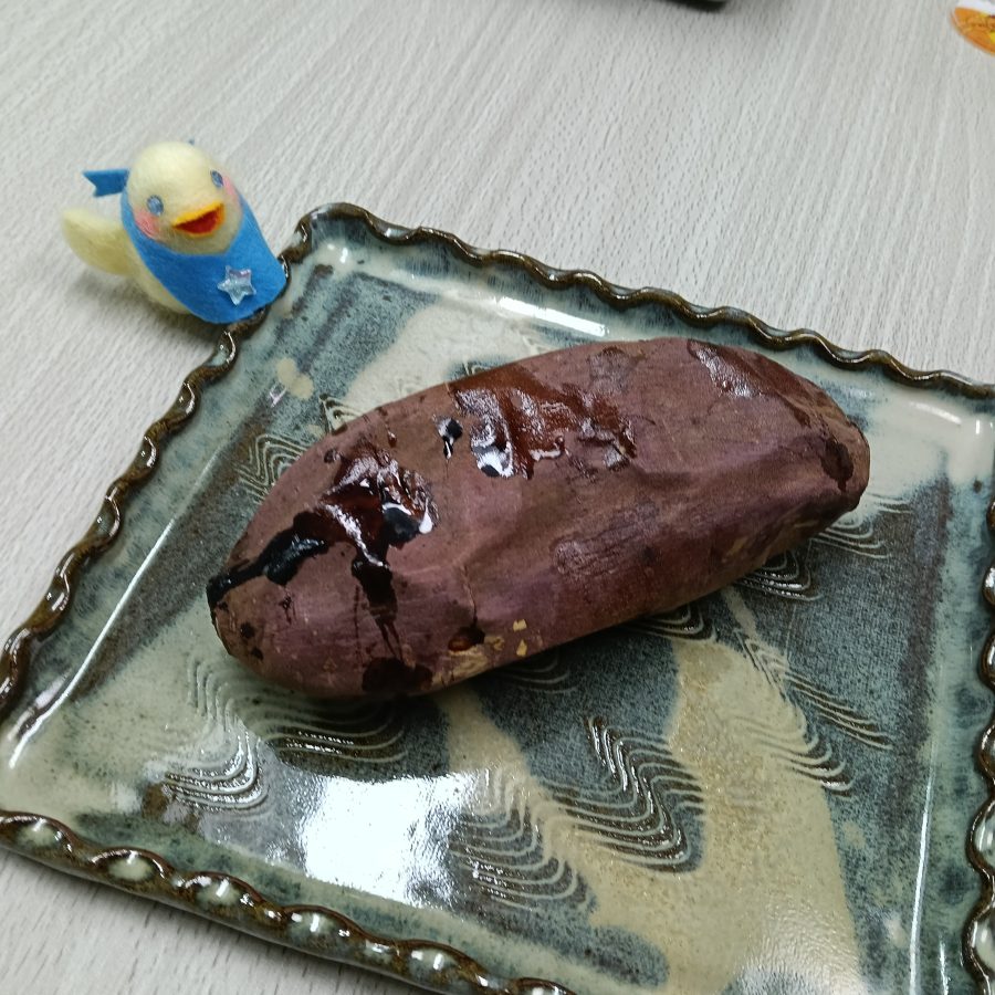 甘~い蜜がにじむ皮も香ばしいのです