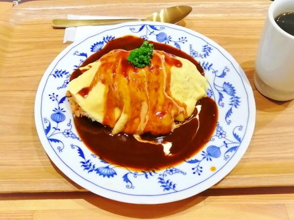 パルネット 本と珈琲 オムライス
