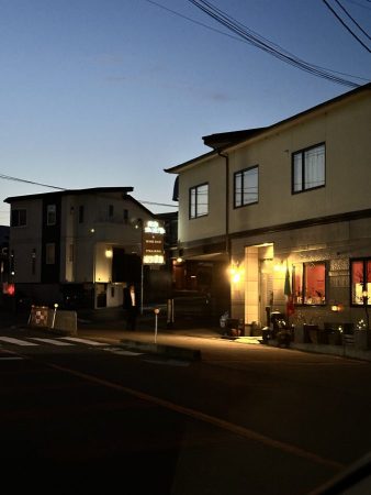 マッシュルーム夜店舗