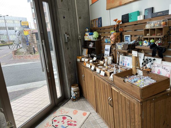 お菓子の家あいあい　中百舌鳥のグルテンフリーのケーキ屋さん　店内