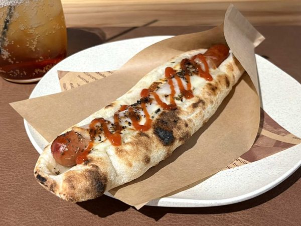 中百舌鳥の住宅街にあるネイルサロン併設のカフェ「ジュール・ジョイ」でピザランチ　ピザドッグ