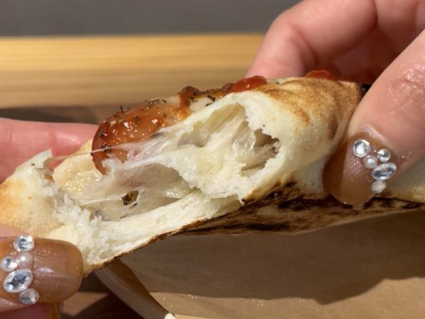 中百舌鳥の住宅街にあるネイルサロン併設のカフェ「ジュール・ジョイ」でピザランチ　ピザドッグ