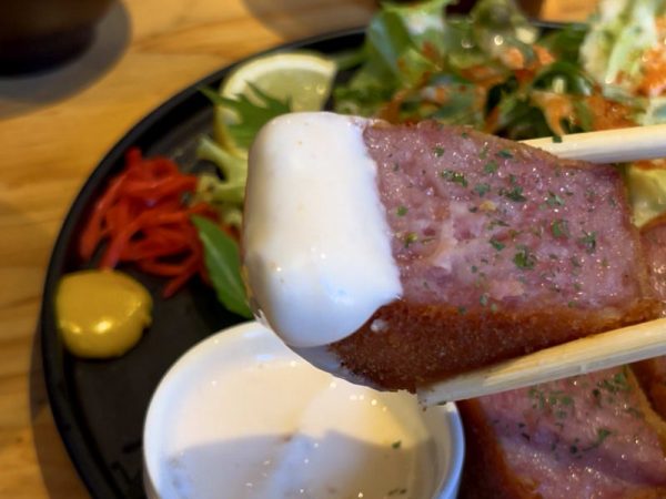 ハム大食堂　白鷺駅、大阪公立大学近くにある極厚ハムカツ店　特製マヨネーズ