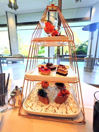 アフタヌーンティーのデザートたち