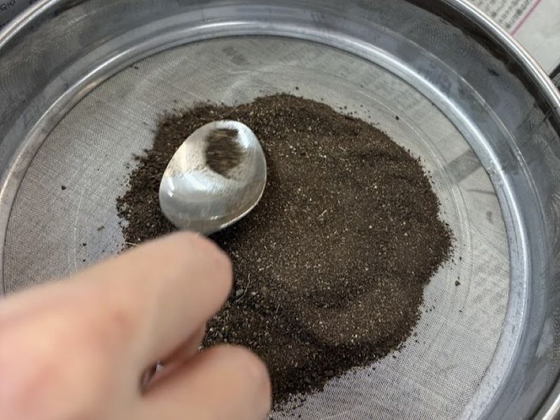 そしてさらに、ふるいにかけます