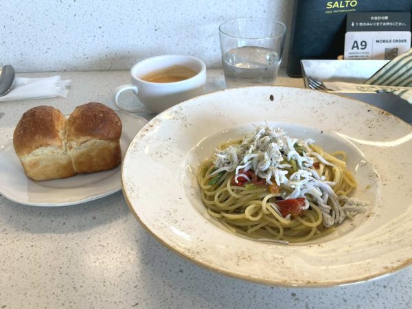 サカイテラスサルト パスタランチセット