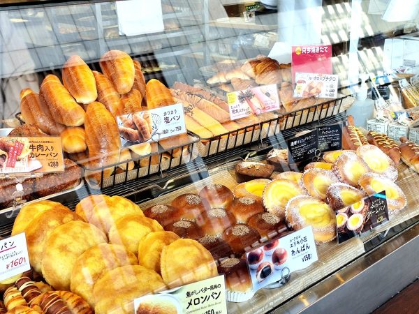 ル・クロワッサン_ショーケース2