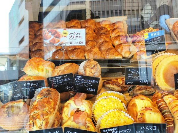 ル・クロワッサン_ショーケース3