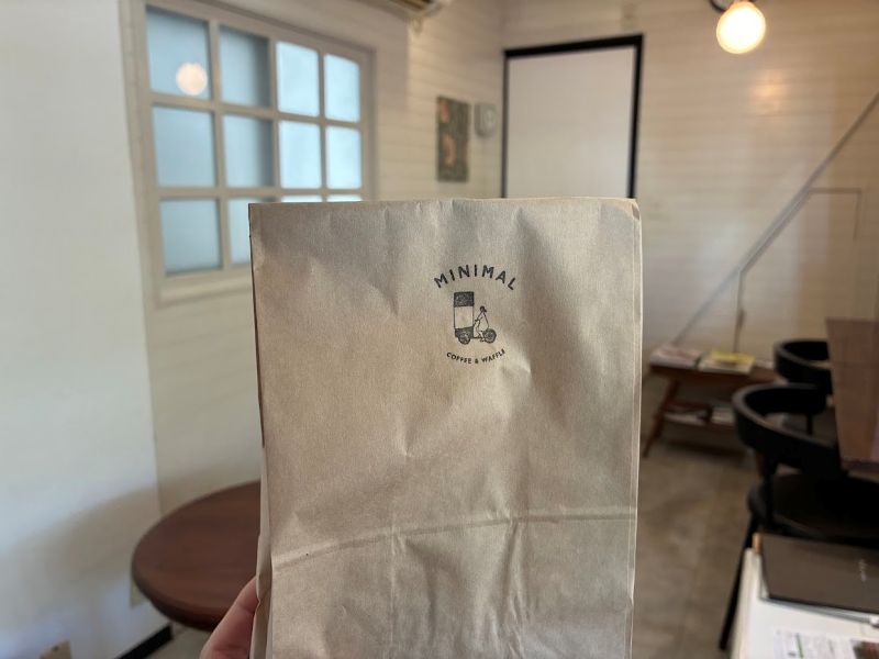 もともとは自転車カフェだったという、このロゴもかわいい！