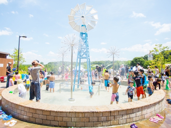 【泉ケ丘】「ハーベストの丘」2026年GW情報！　じゃぶじゃぶ広場や動物とのふれあいなどをまとめて紹介