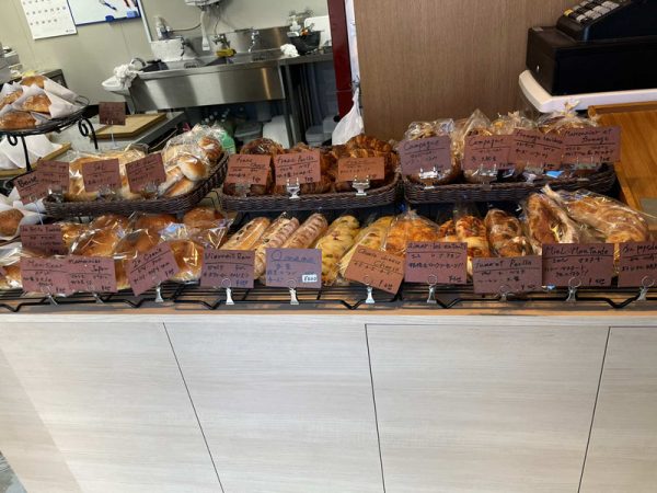 bakerySORA　ベーカリーソラ　百舌鳥八幡駅近くのパン屋　店内