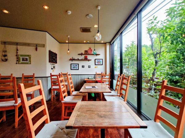 開放的な明るい店内