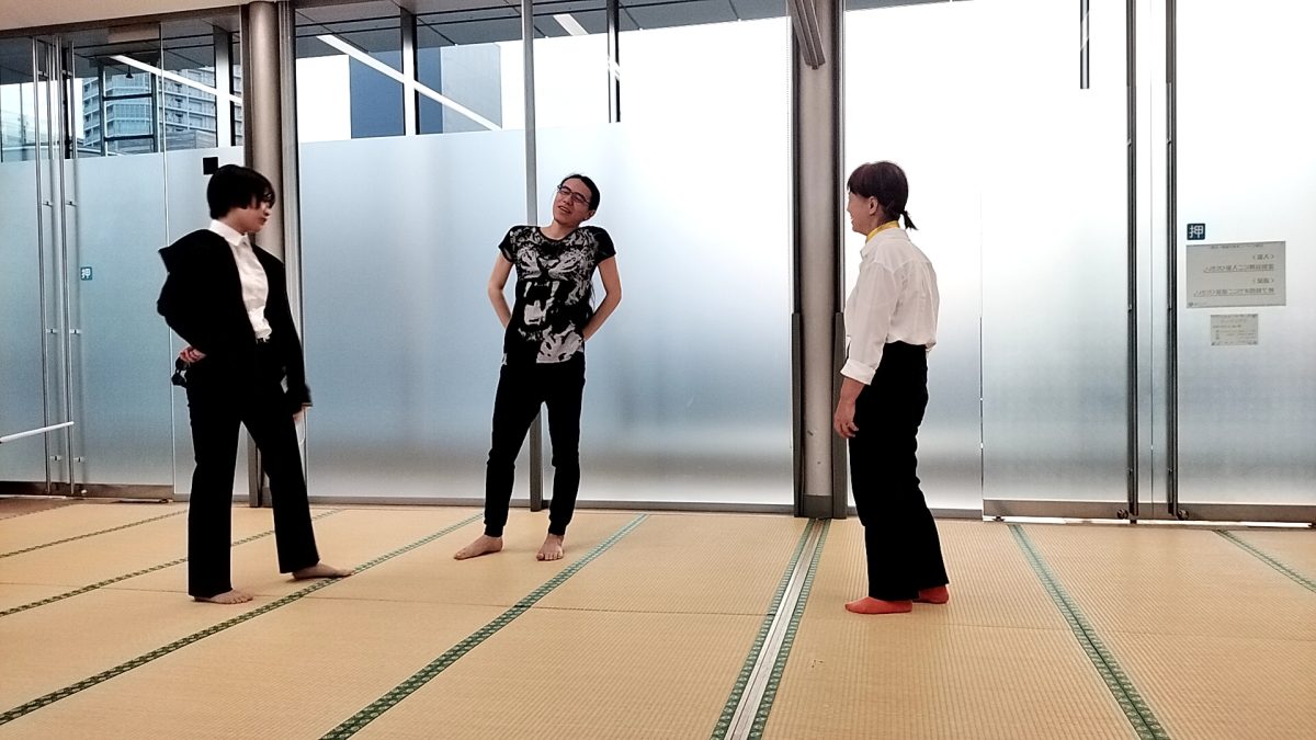 見え方や台詞の聞こえ方を確認していきます