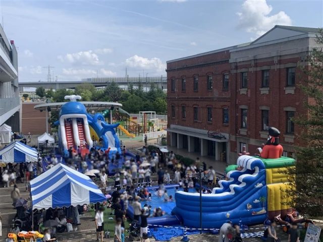 【七道】イオンモール堺鉄砲町にプールやスライダーが登場！？　7月25日(土)～8月16日(日)に「赤レンガ広場 Kid’s Water PARK 2026」が開催