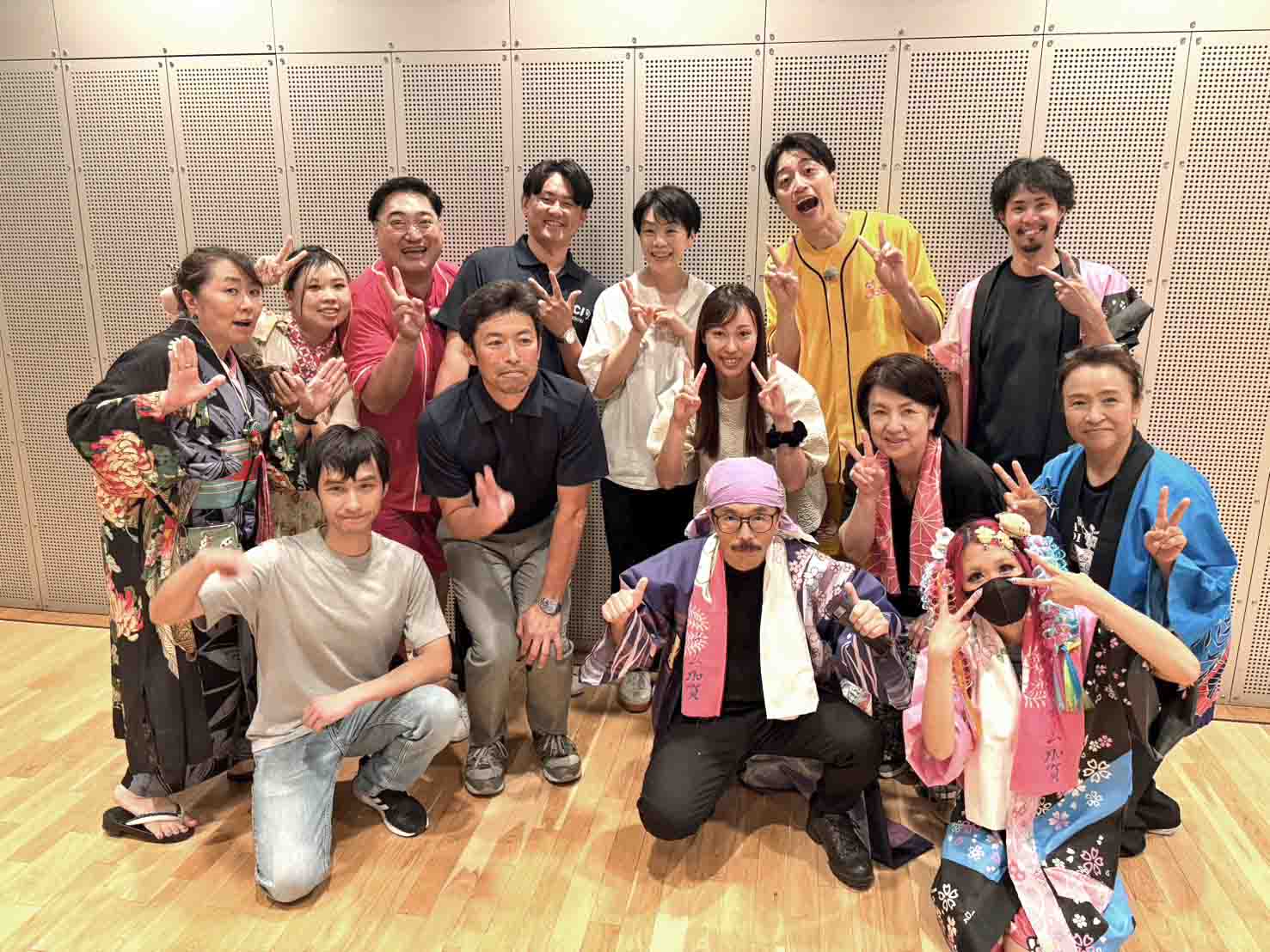 ロケ終了後に三拍子さんと記念撮影