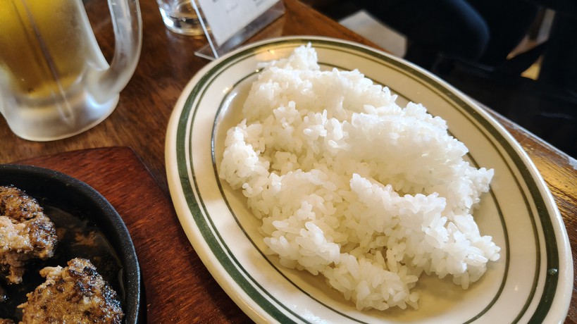 ごはんうまうま