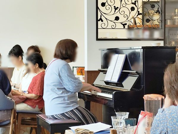 ファーマーズカフェモズ_演奏会　締めくくり