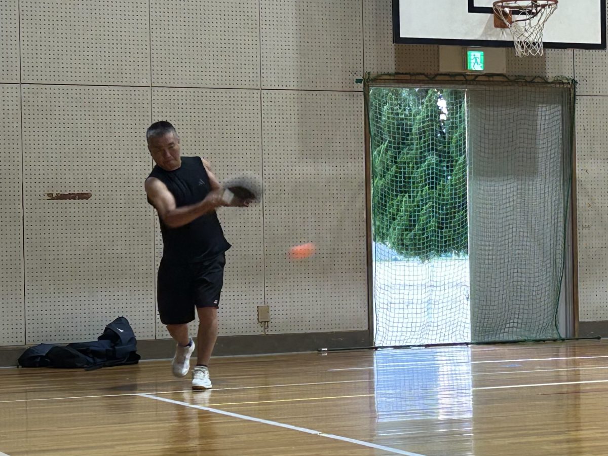 初めて聞いたピックルボール さてどんなスポーツなのでしょうか？