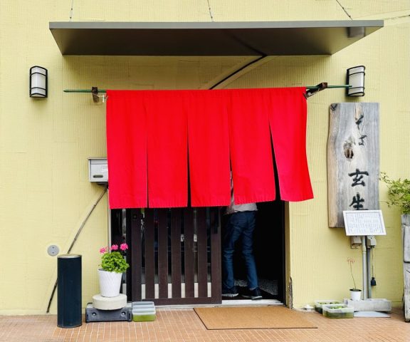 【池田市】寿司職人から和食の匠へ…たどり着いた蕎麦の「玄生（くろき）」