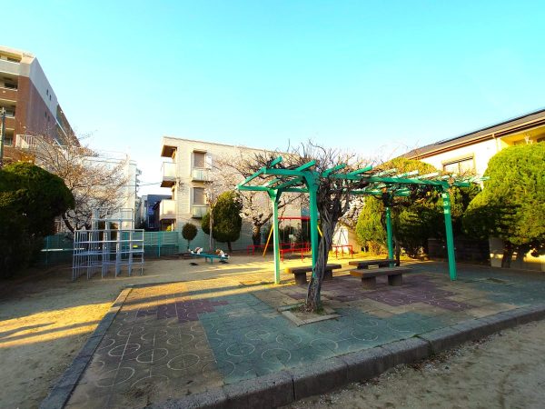 意外と広さのある公園
