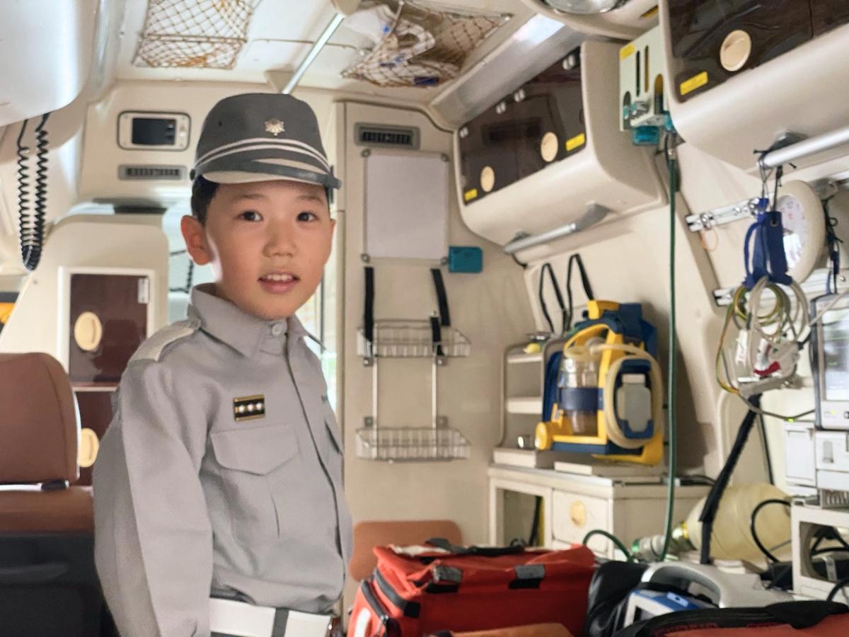 「これ、何ですか?」気になる機材を救急隊員さんに質問!