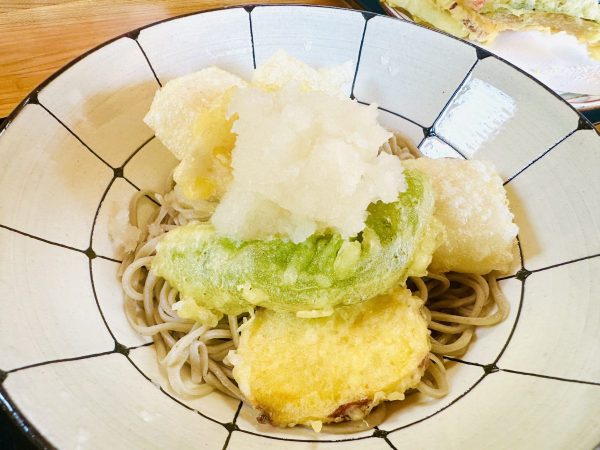 野菜と餅天蕎麦