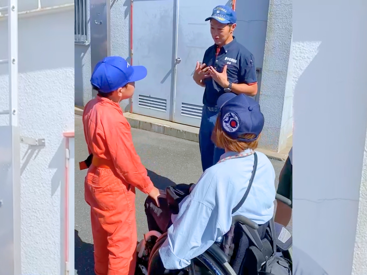 「車椅子のお母さんの場合は?」消防士さんに質問!